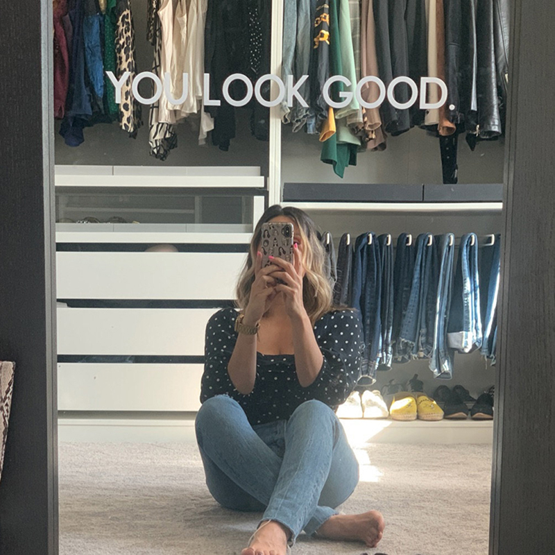 You Look Good Mirror Wall Stic - Home Decor Vinyl Flooring 评论和价格